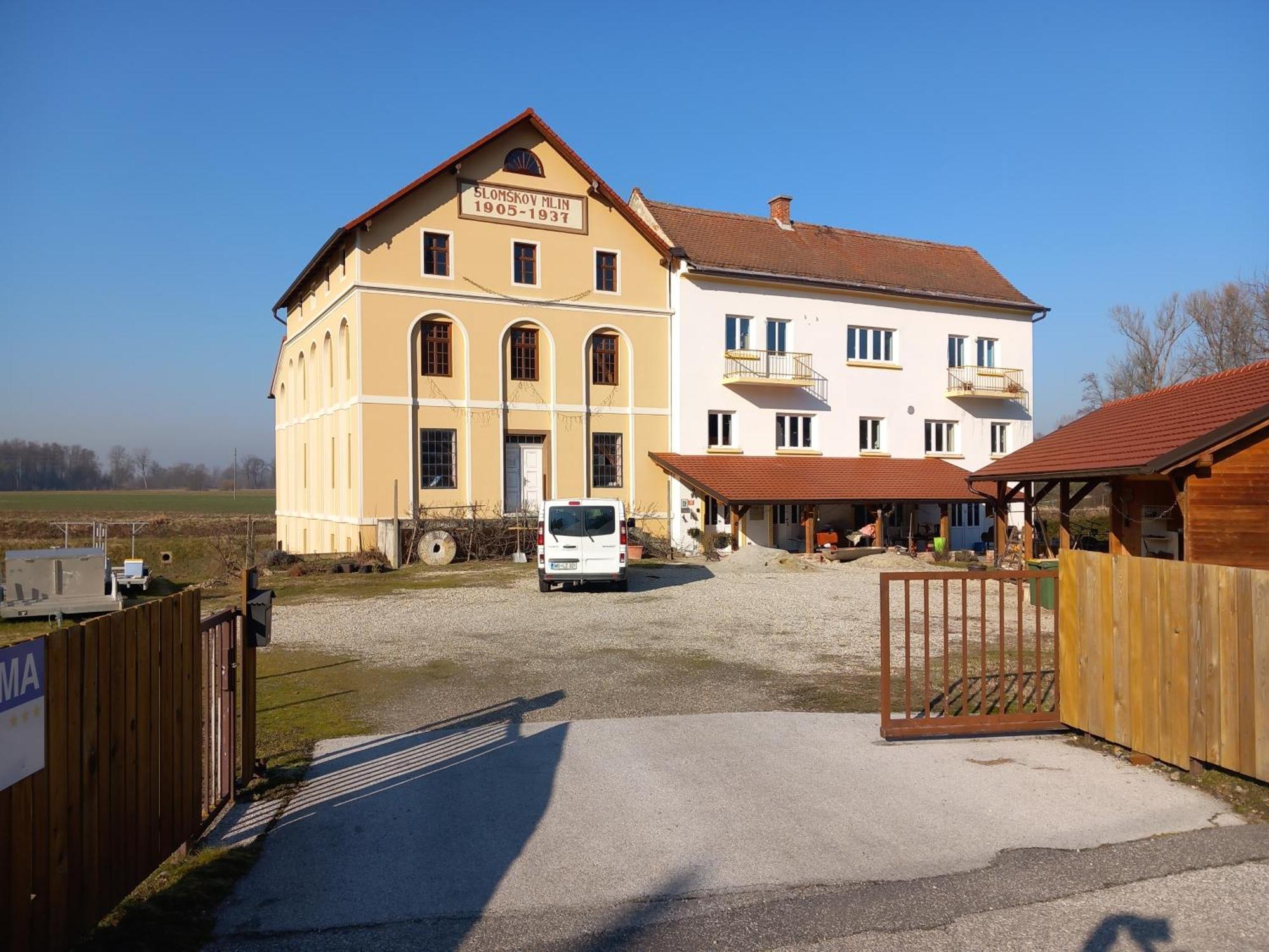 Mill House Apartment And Camping Ljutomer Exteriér fotografie